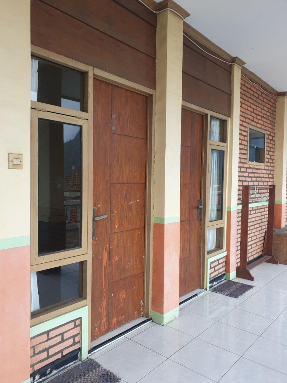 Ngadisari Bromo Holiday Guest House מראה חיצוני תמונה
