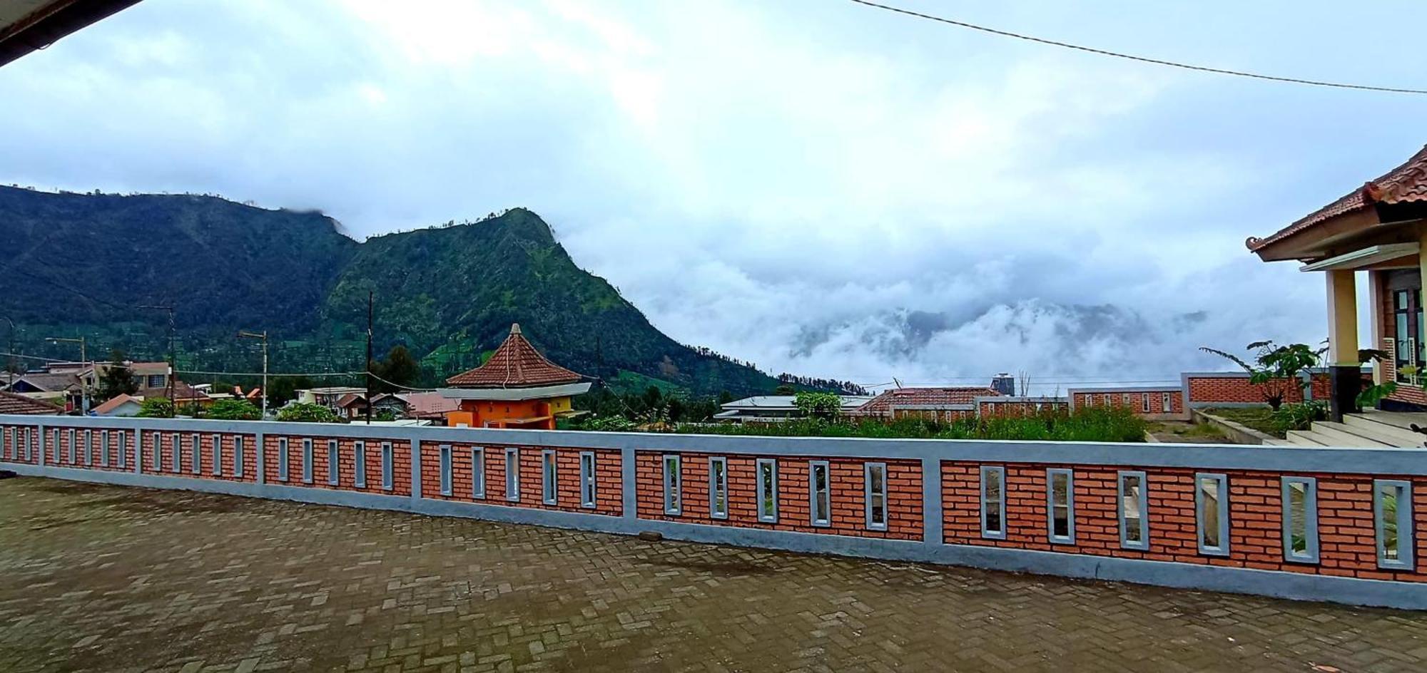 Ngadisari Bromo Holiday Guest House מראה חיצוני תמונה